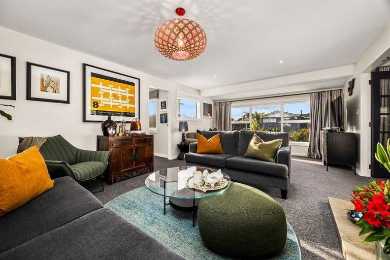Photo of property in 9 Groves Road, Raumati Beach, Paraparaumu, 5032