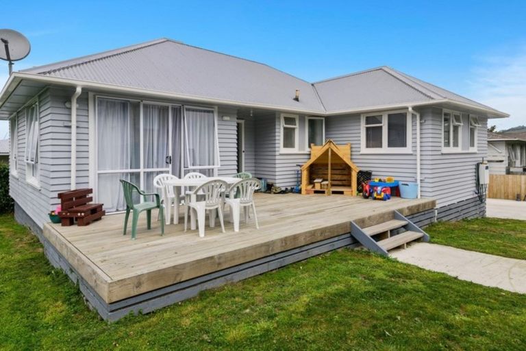 Photo of property in 49 Turner Drive, Western Heights, Rotorua, 3015