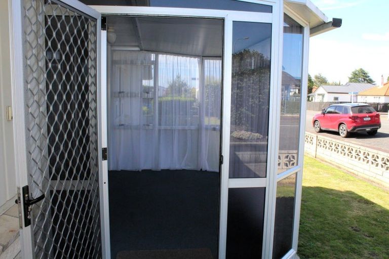 Photo of property in 6a Stairs Street, Dannevirke, 4930