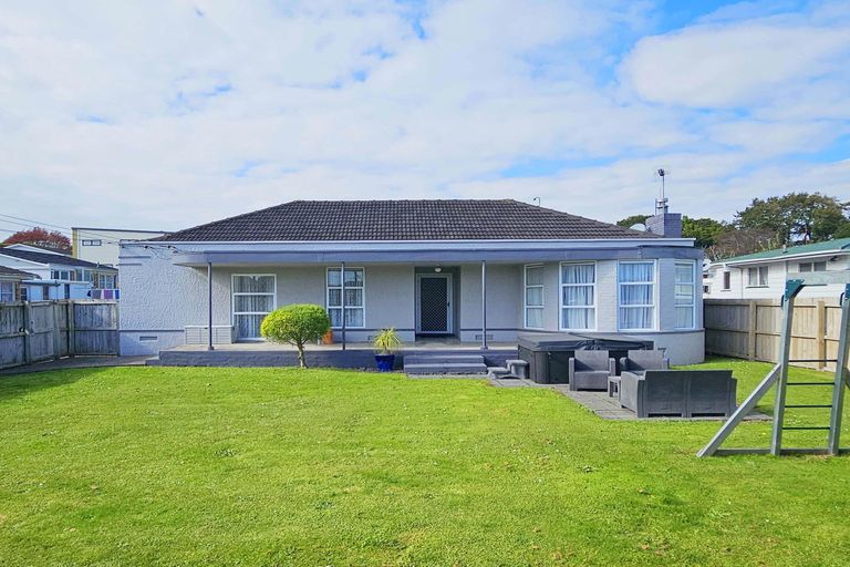 Photo of property in 1/22 Duke Street, Papakura, 2110