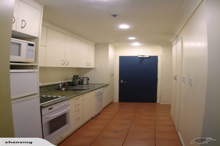 Photo of property in Terrace Garden Apartments, 3e/120 The Terrace, Wellington Central, Wellington, 6011