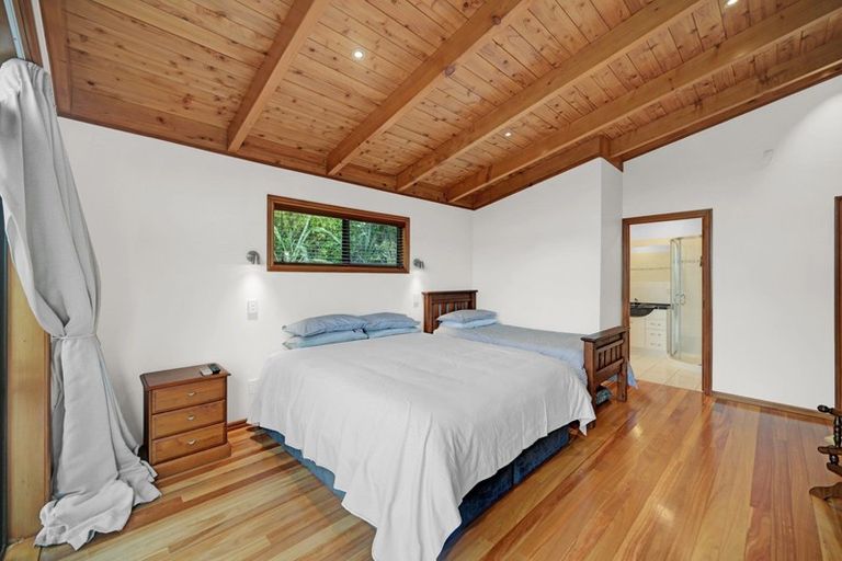 Photo of property in 39 Point Veronica Drive, Opua, 0200