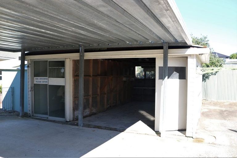 Photo of property in 9 Greers Road, Weymouth, Auckland, 2103