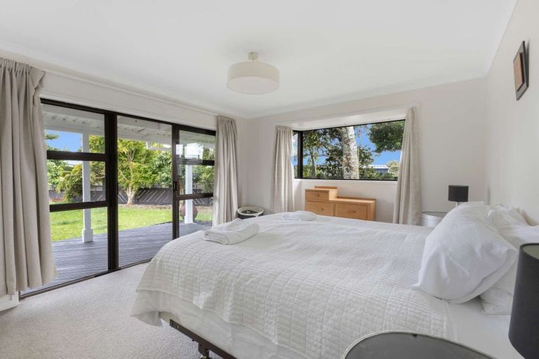 Photo of property in 12 Ash Place, Whalers Gate, New Plymouth, 4310