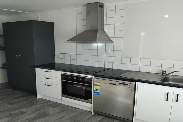 Photo of property in 15a Tui Road, Western Heights, Rotorua, 3015