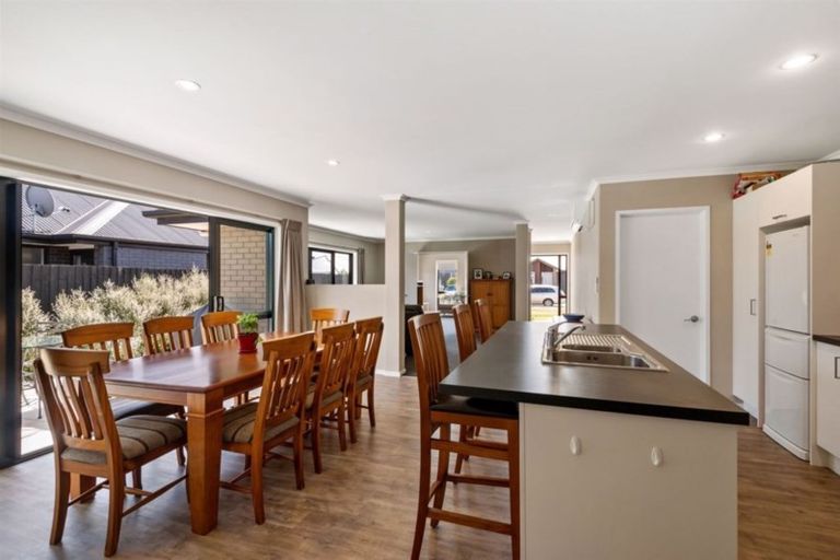 Photo of property in 19 Hineaari Street, Marshland, Christchurch, 8083