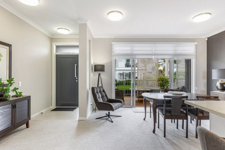 Photo of property in 130 Landmark Terrace, Orewa, 0931