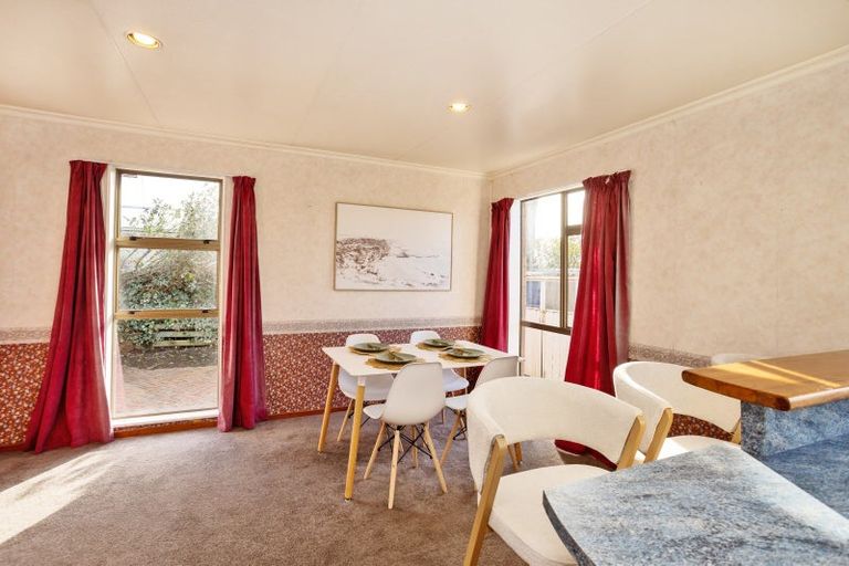 Photo of property in 2 Skye Street, Heidelberg, Invercargill, 9812