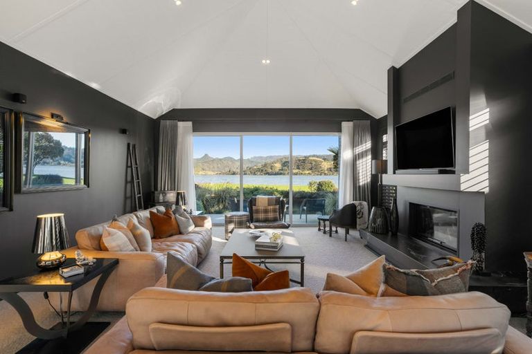 Photo of property in 140 Waterways Parade, Pauanui, Hikuai, 3579