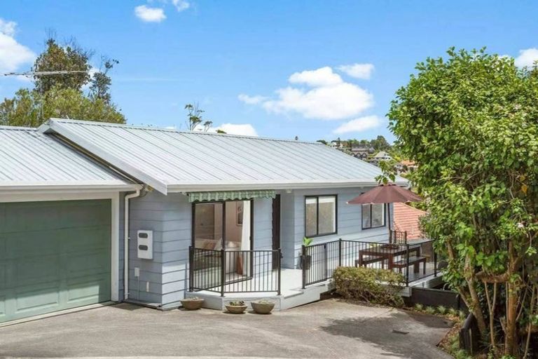 Photo of property in 2/614 Beach Road, Browns Bay, Auckland, 0630
