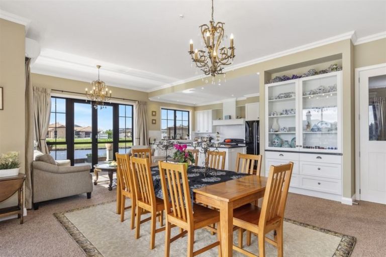 Photo of property in 166 Oriental Parade, Papamoa Beach, Papamoa, 3118