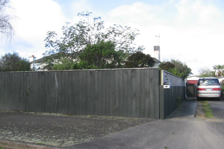 Photo of property in 28 Florence Avenue, Palmerston North, 4414