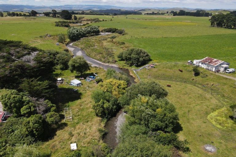 Photo of property in 747 Maharahara Road, Maharahara, Dannevirke, 4972