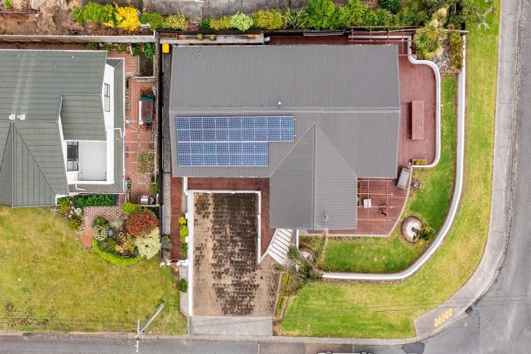 Photo of property in 117 Seaview Road, Paraparaumu Beach, Paraparaumu, 5032