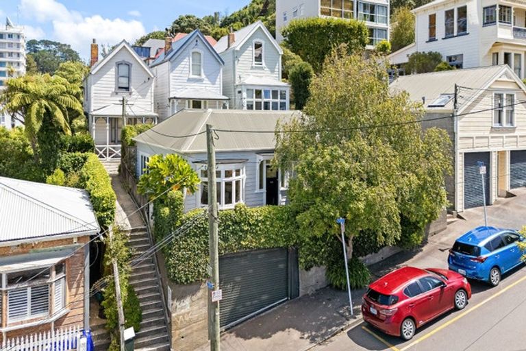 Photo of property in 7 Saint Mary Street, Thorndon, Wellington, 6011