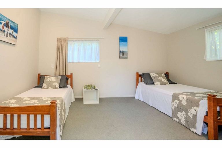 Photo of property in 6 Waipapa Landing Place, Kerikeri, 0230