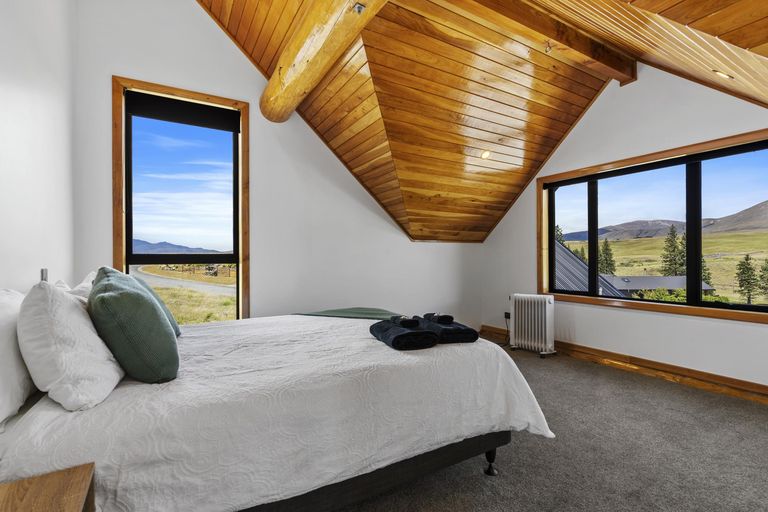 Photo of property in 58 Ohau Drive, Lake Ohau, Twizel, 9412