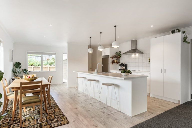 Photo of property in 115 Te Tutu Street, Whangamata, 3691