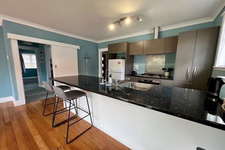 Photo of property in 7 Second Avenue, Avenues, Whangarei, 0110