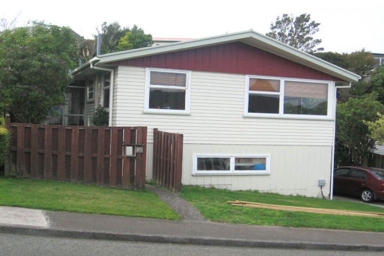 Photo of property in 14 Lomita Road, Johnsonville, Wellington, 6037