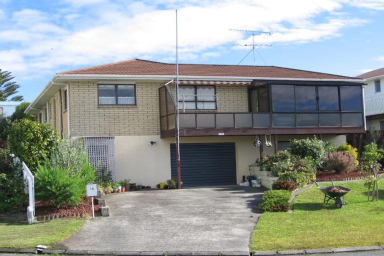 Photo of property in 10 Windward Terrace, Snells Beach, 0920