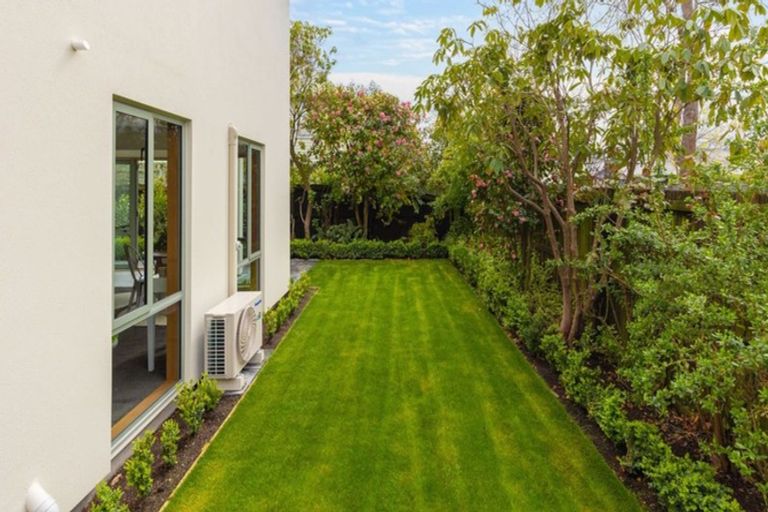 Photo of property in 1/21 Bishop Street, St Albans, Christchurch, 8014