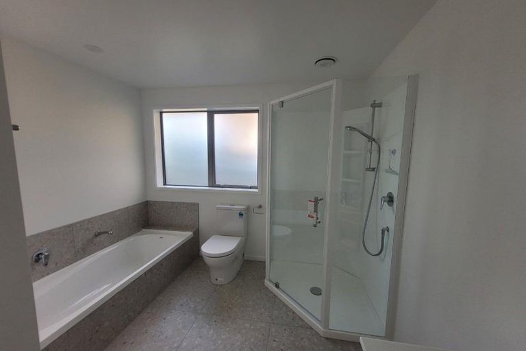 Photo of property in 38a Ainslee Street, Highlands Park, New Plymouth, 4312