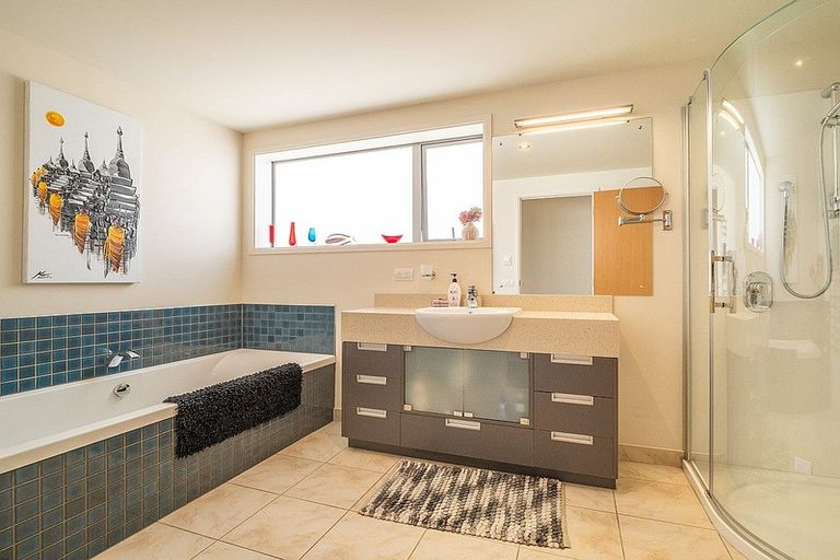 Photo of property in 10 Glenfinlass Street, Company Bay, Dunedin, 9014