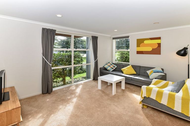 Photo of property in 49 Bruce Pulman Drive, Takanini, 2112