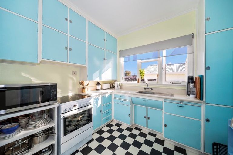 Photo of property in 13 Hori Street, Vogeltown, New Plymouth, 4310