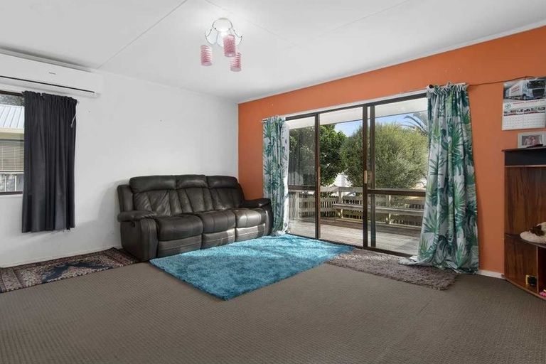 Photo of property in 1 Peppertree Way, Brookfield, Tauranga, 3110