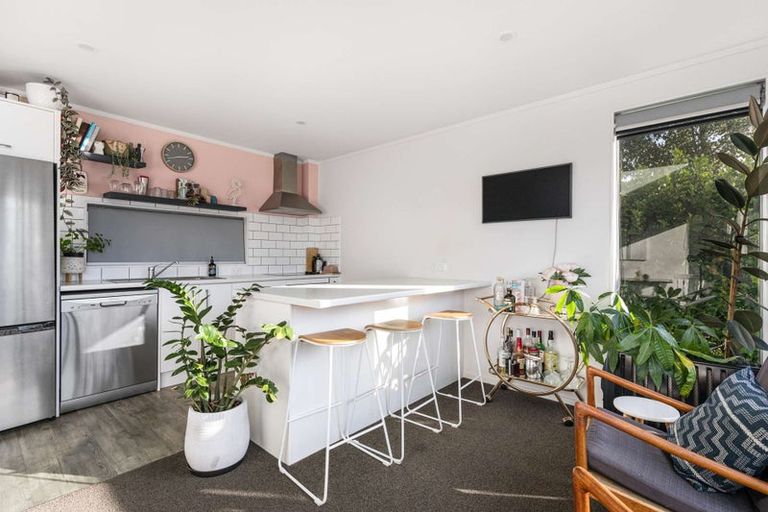 Photo of property in 31 Reynolds Place, Papamoa Beach, Papamoa, 3118