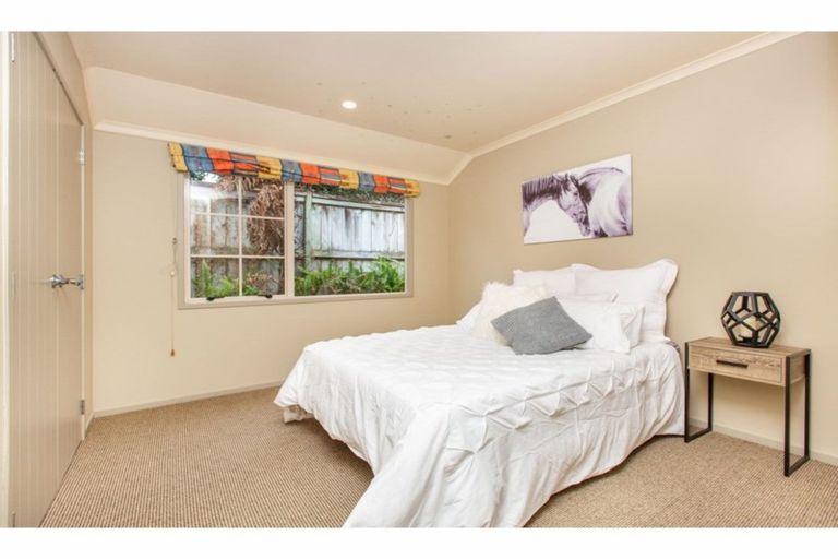 Photo of property in 18 Roderick Place, Rototuna, Hamilton, 3210