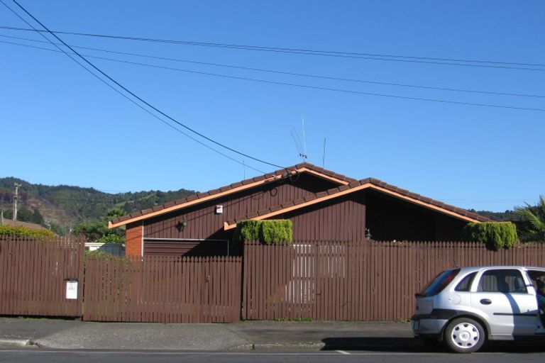 Photo of property in 83 Kamo Road, Kensington, Whangarei, 0112