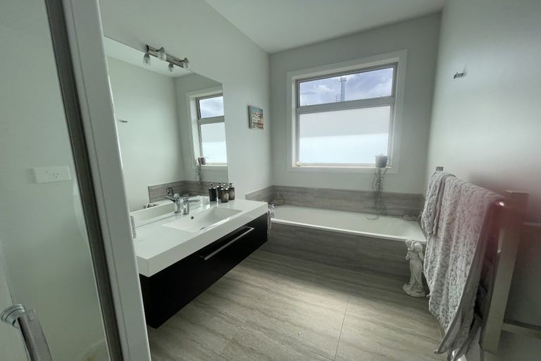 Photo of property in 87 Mortlake Heights, Pyes Pa, Tauranga, 3112