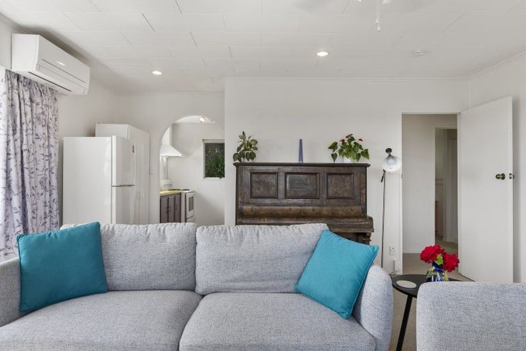 Photo of property in 2/17 Cumberland Street, Tauhara, Taupo, 3330