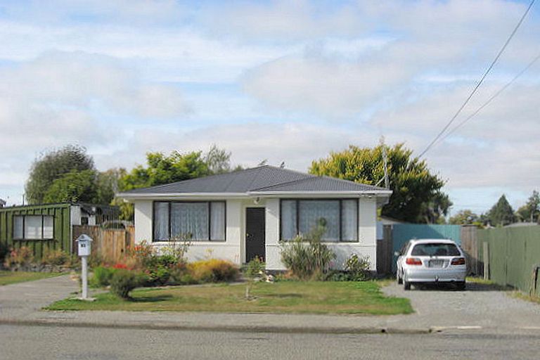 Photo of property in 19 Studholme Street, Waimate, 7924