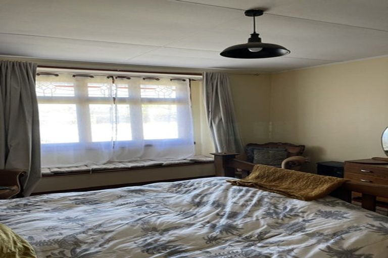 Photo of property in 1/900 Heretaunga Street East, Parkvale, Hastings, 4122