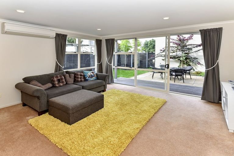 Photo of property in 49 Bruce Pulman Drive, Takanini, 2112