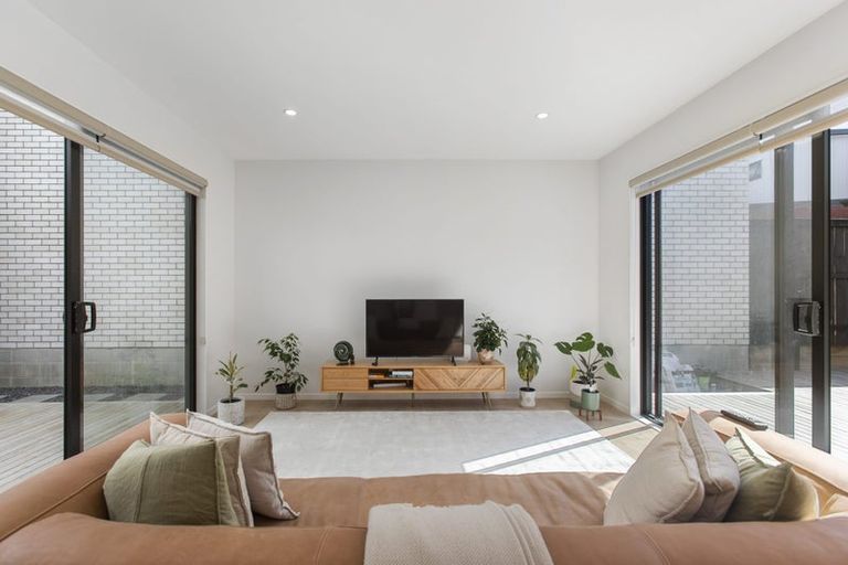 Photo of property in 34 Artemis Way, Flat Bush, Auckland, 2019