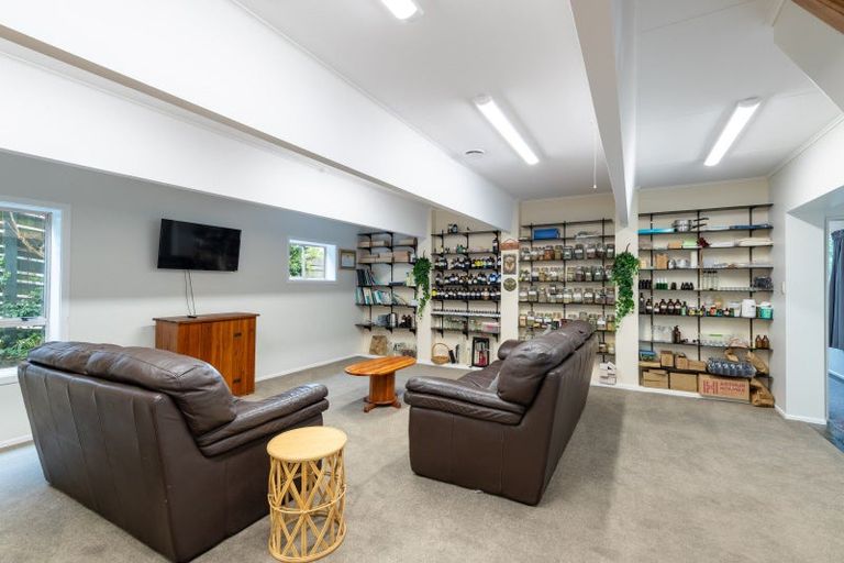 Photo of property in 13 Chichester Drive, Pinehaven, Upper Hutt, 5019