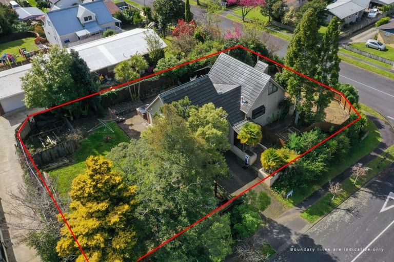 Photo of property in 2 Salmond Place, Dinsdale, Hamilton, 3204