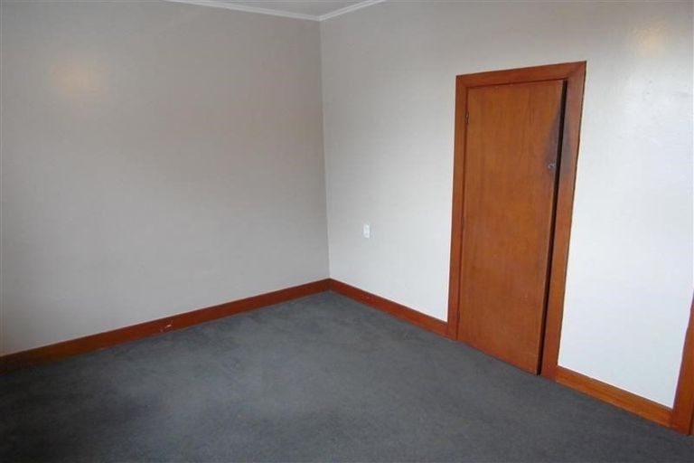 Photo of property in 27 Bulteel Street, New Plymouth, 4310