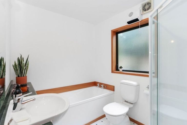 Photo of property in 2 Royal Elm Lane, Bryndwr, Christchurch, 8053