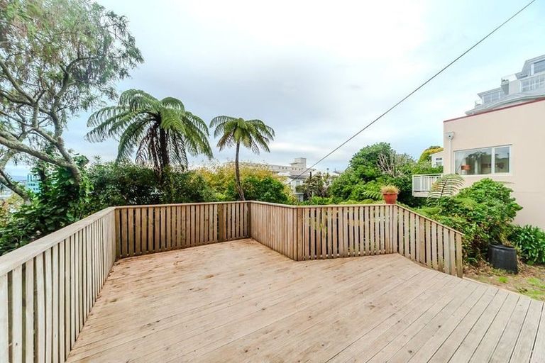 Photo of property in 241 The Terrace, Te Aro, Wellington, 6011