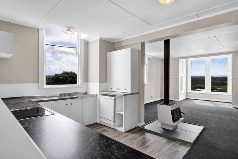 Photo of property in 20 Cambridge Street, Patea, 4520