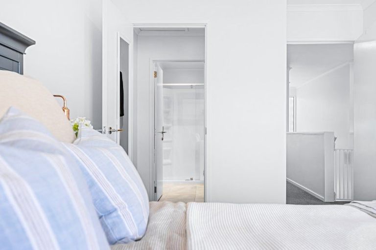 Photo of property in 76 Bomb Point Drive, Hobsonville, Auckland, 0616