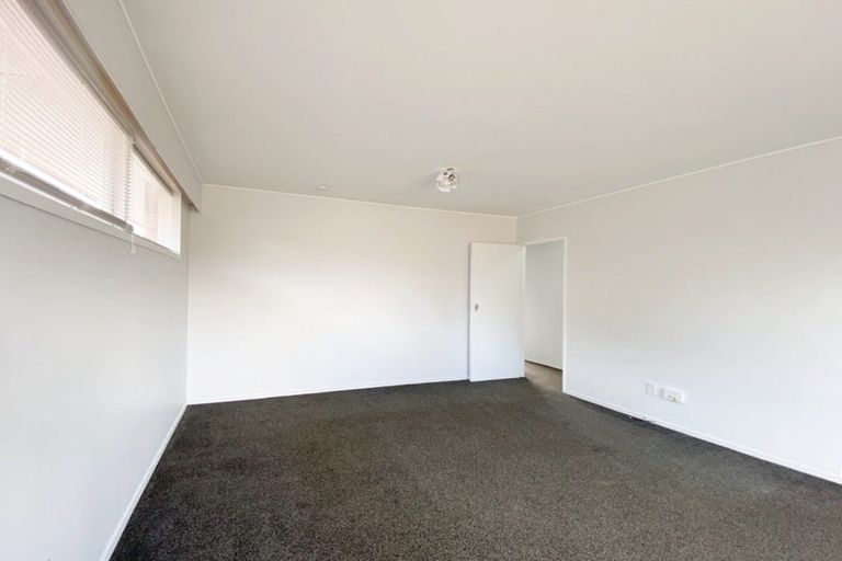 Photo of property in 2/1 Hill Road, Papatoetoe, Auckland, 2025