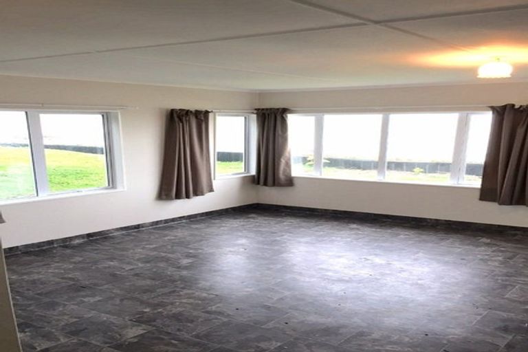 Photo of property in 69 Torkar Road, Clarks Beach, 2122