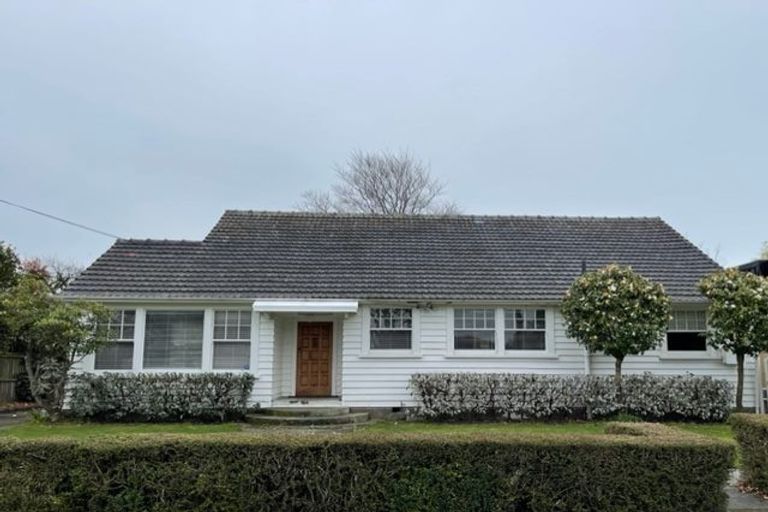 Photo of property in 38 Weka Street, Fendalton, Christchurch, 8041